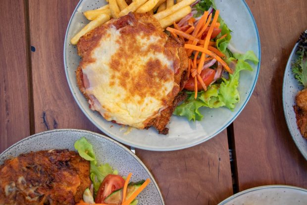 1895 The Royal Parmigiana